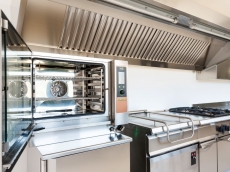 commercial restaurant pub hotel clean Windsor