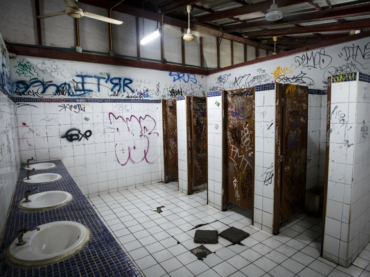 Graffiti Removal & Graffiti Cleaner Cleaning Services Group