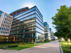 office block internal and external contract cleaners Crawley